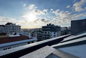 1 Bedroom Apartment with a view, Lapa, Lisboa