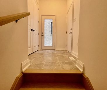 For Lease - 19 Gateway Drive Unit# Basement, Barrie, Ontario - Photo 3