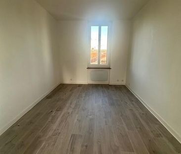 Location Appartement 3 pièces 50m² VAULX EN VELIN 69120 - Photo 3