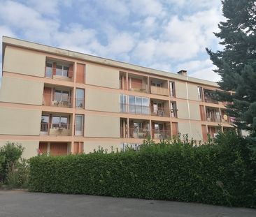 Location Appartement 2 pièces 43m² - Photo 2
