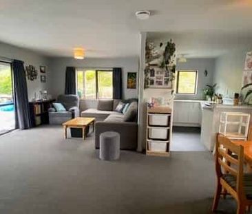 Welcome Bay Living - Photo 1