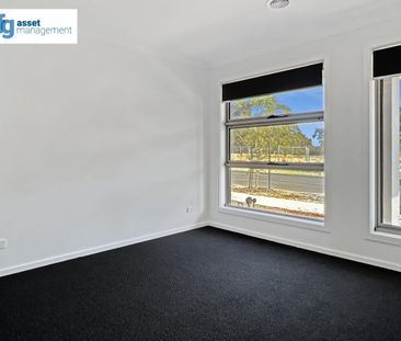 Brand New Modern 3-Bedroom Be The First Ever Tenant! - Photo 6