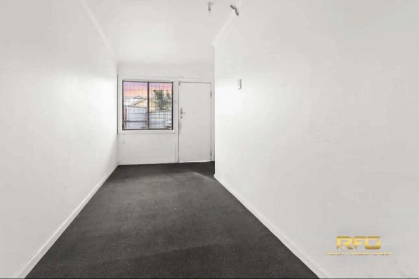 106 Monash St, Sunshine VIC 3020 - Photo 1