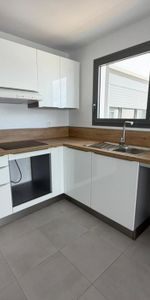 Location Appartement 82.12m² 3 pièces Fort de france - Photo 3