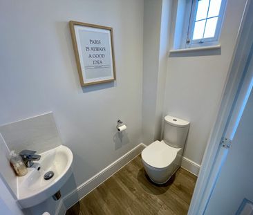 Pentrebane Drive, St Fagans - Photo 1