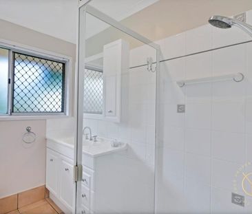 3 Bedroom Family Home with Pool in Maroochydore - Photo 2