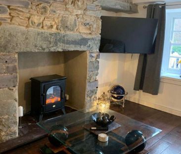 Flat 1 2 Ogwen Terrace, High Street - Photo 1