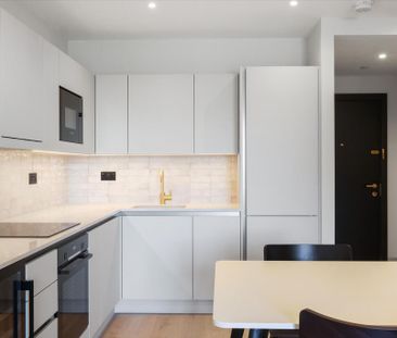 1 bedroom flat to rent - Photo 4