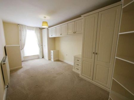Chesterton Lane, Cirencester, GL7 - Photo 2