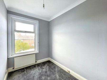 4 bedroom terraced house to rent - Photo 4