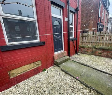Westbourne Place, Leeds - Photo 2