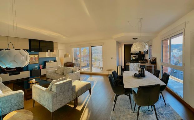 Location Appartement 5 pièces 125m² CHAMALIERES 63400 - Photo 1