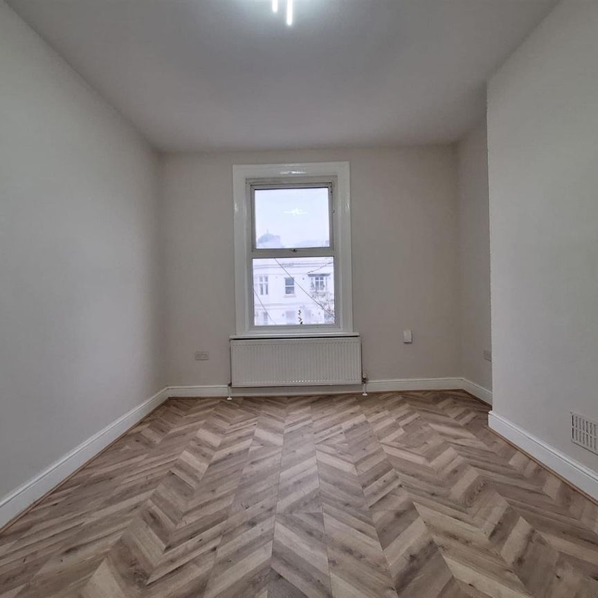 Herbert Road, London SE18 - Photo 1