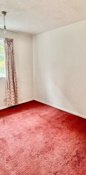 Elm Grove Road, Salisbury, Wiltshire - Photo 1