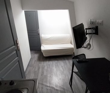 Location Appartement 1 pièce 14m² DOUAI 59500 - Photo 2