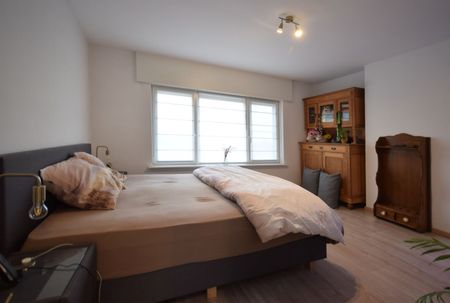 MODERNE GEZINSWONIG MET DRIE SLAAPKAMERS - Photo 4