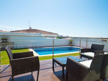 6 room luxury Villa for rent in San Pedro de Alcántara, Marbella, Malaga, Andalusia - Photo 4