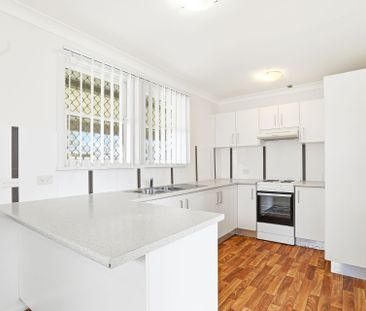 Freshly Repainted Family Home - Photo 6