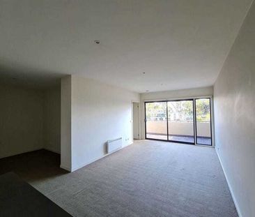 16/2 Greenfield Drive, Clayton VIC 3168 - Photo 1