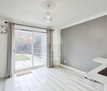 Deverills Way, Langley, SL3 - Photo 2