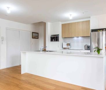 BIRKENHEAD - 2 BED - 2 BATH - Photo 4