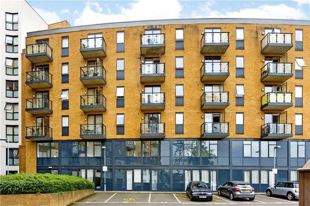 1 bedroom property to rent - Photo 1