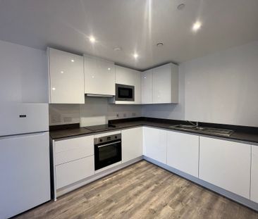 McArthur House - Photo 2