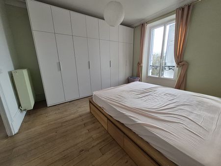 Location Maison 7 pièces 209m² - Photo 3