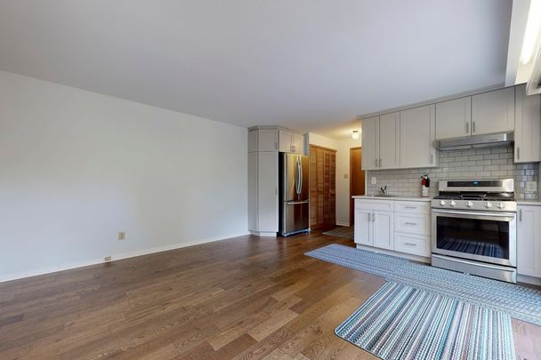 For Lease - 252 Elgin Mills Road Unit# Unit B, Richmond Hill, Ontario - Photo 1