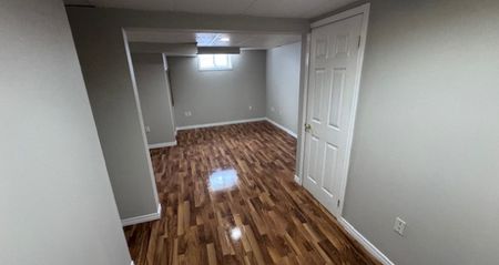 56 Sydenham Wells Barrie | $2350 per month | Plus Heat | Plus Water | Plus Hydro - Photo 4