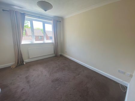 2 bedroom house to rent Damask Gardens, Hampshire, Waterlooville, PO7 - Photo 4