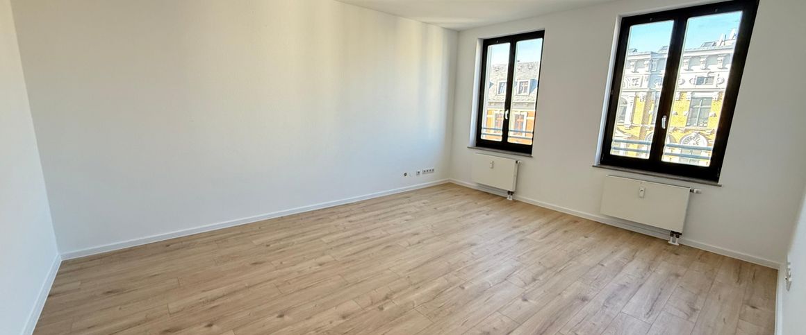 Für Sie in Sanierung! 4-Raum-Wohnung direkt am Hasselbachplatz - Foto 1
