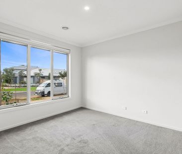 Brand New Family Home - Photo 1