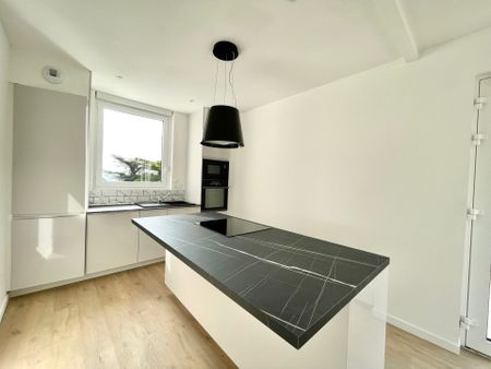 Location Appartement 4 pièces 98m² PLERIN 22190 - Photo 5