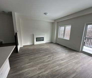 For Lease - 50 Seahorse Common Unit# 129, Cambridge, Ontario - Photo 2