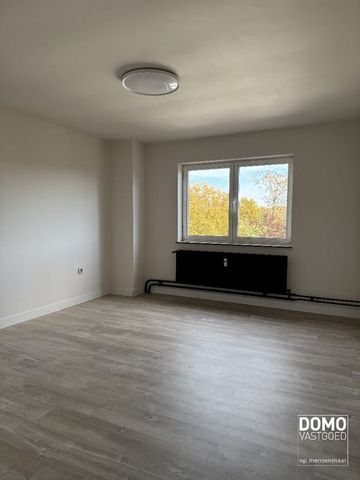 Appartement te huur - Foto 2