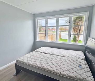 THREE BEDROOMS IN SHANNON - Photo 2