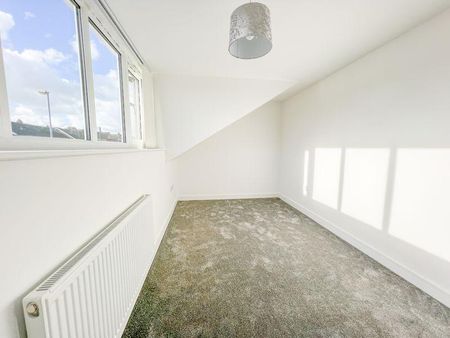 2 bedroom bungalow to rent - Photo 2