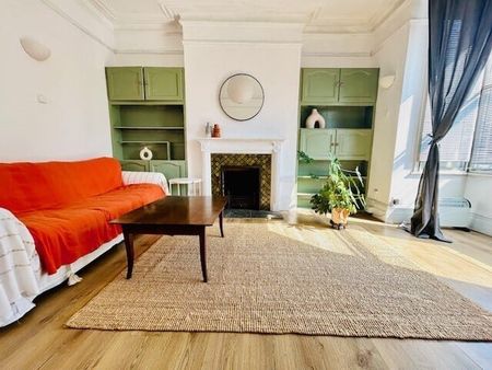 Chigwell Road, South Woodford, E18, London - Photo 4