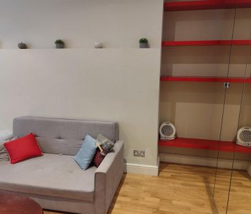 Studio to rent - Photo 3