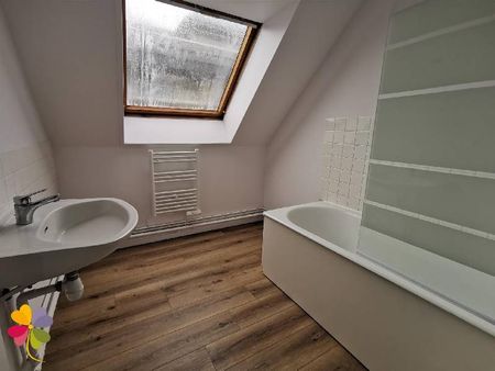 Location Appartement 2 pièces 50m² CHERBOURG-EN-COTENTIN 50100 - Photo 4