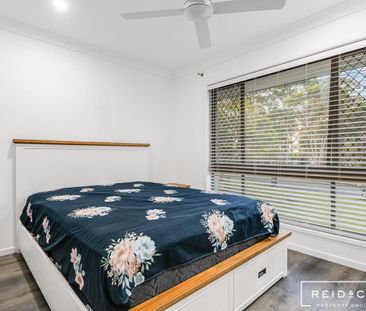 Fully renovated family home on a corner block! - Photo 1