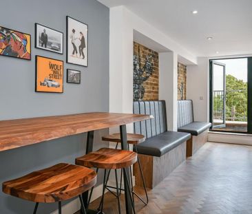 House share to rent - Photo 2