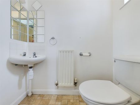 Tunbridge Way, Emersons Green, Bristol, BS16 - Photo 3