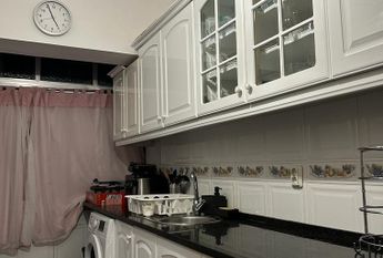 Arrendo quarto em Alges Estacao