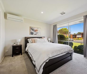 Spacious Family Living with Multiple Living Zones - Photo 4