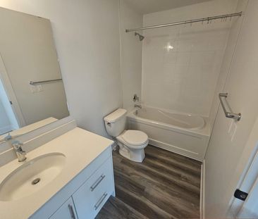 For Lease - 1100 Lackner Place Unit# 109, Kitchener, Ontario - Photo 4