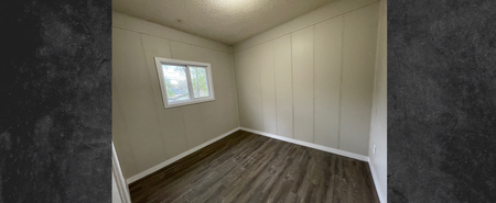 3 Bedroom Main Floor in Westmount - Photo 3