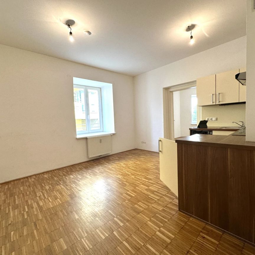 TOP gelegene | 2 - Zimmerwohnung inmitten von Graz - gepflegt, ideal für Singles oder Paare! - Photo 1