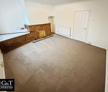2 bedroom semi-detached house to rent - Photo 3